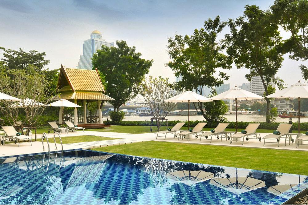 Khách sạn Ibis Riverside 3*